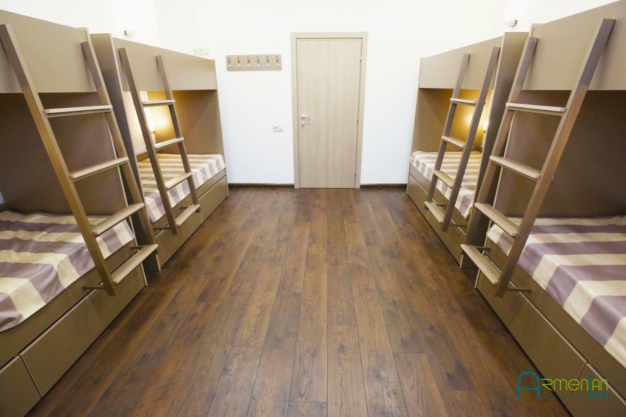 Armenian Inn Γιερεβάν Εξωτερικό φωτογραφία